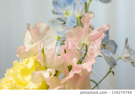 Wedding bouquet 134274748