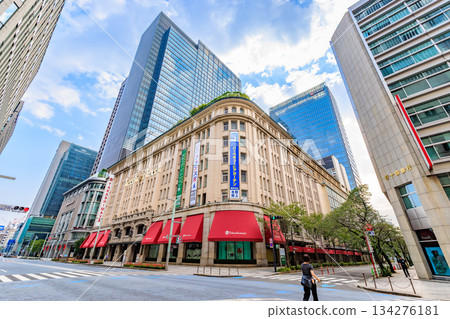 Tokyo Chuo Ward Nihonbashi cityscape near Nihonbashi 2-chome intersection Tokyo Chuo Ward Nihonbashi cityscape near Nihonbashi 2-chome intersection 134276181