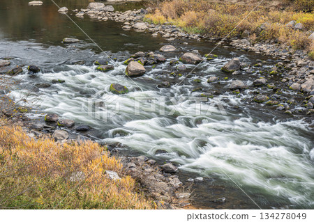 京都府笠木町木津川初冬景色 134278049