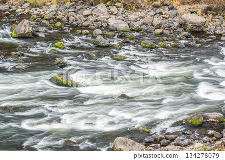 京都府笠木町木津川初冬景色 京都府笠木町木津川初冬景色 134278079