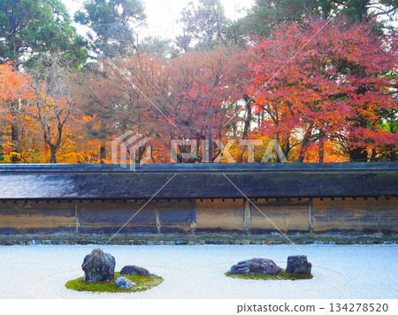 圓圓寺的秋天 圓圓寺的秋天 134278520