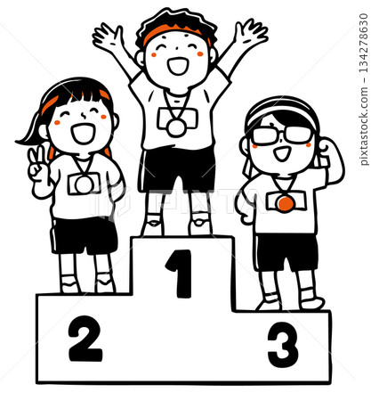 運動會領獎台上的學生_黑白 134278630