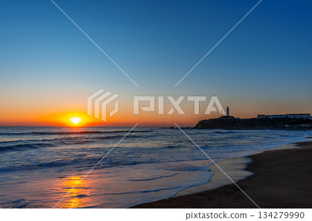 [千葉縣] 犬吠崎燈塔與君濱潮騷公園的日出 134279990