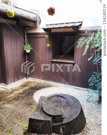 Nara Prefecture, Naramachi, Lattice House Landscape, November 134280514