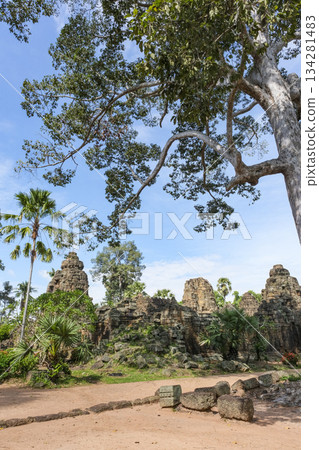 The Tablom ruins in Phnom Penh, built in the late 12th century The Tablom ruins in Phnom Penh, built in the late 12th century 134281483