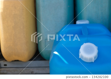 Kerosene tanks prepared for winter 134282100