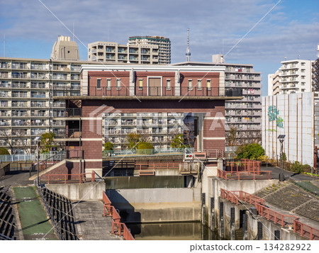 Arakawa Lock Gate (Edogawa Ward, Tokyo) 134282922