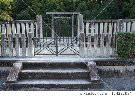 禮成天皇塚本櫻本陵 134282954