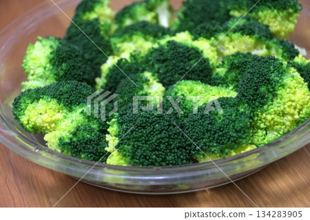 Boiled broccoli 134283905