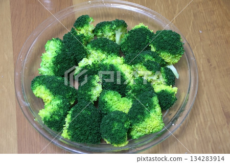 煮西蘭花 煮西蘭花 134283914