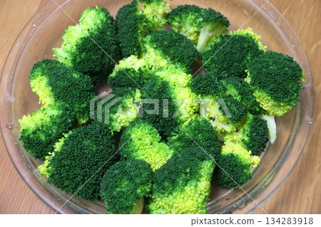 Boiled broccoli Boiled broccoli 134283918
