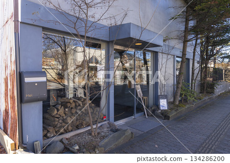 Karuizawa Bakery Mel 134286200