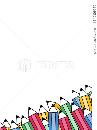 入學、學習、創造力——文具和美術用品主題——排列整齊的色鉛筆——教育和藝術背景 134286672