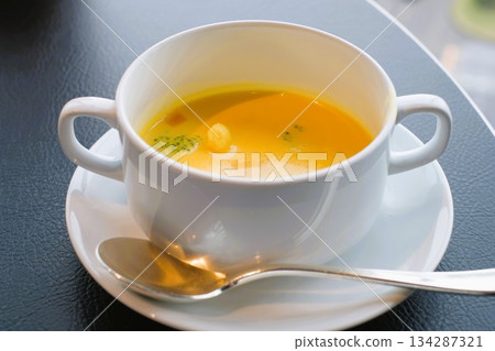 美味的玉米湯 美味的玉米湯 134287321
