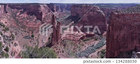 謝伊峽谷蜘蛛岩全景 134288030