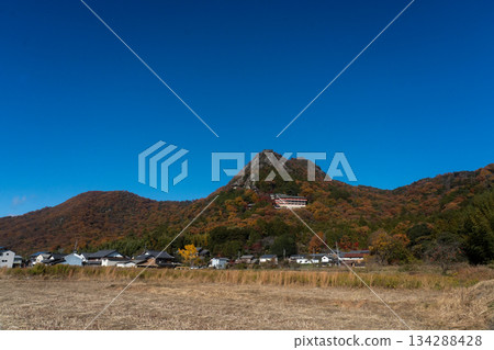 深秋的赤神山（太郎坊山） 134288428