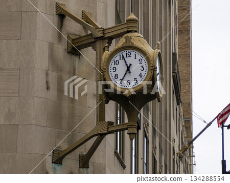 cincinnati downtown old street clock 134288554