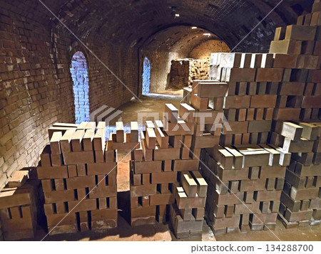 野木町磚窯下部（一層）[栃木縣野木町市] 134288700