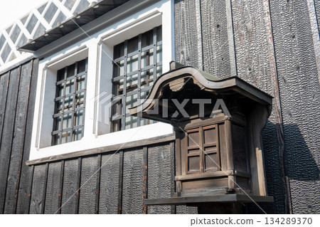 Beautiful retro white-walled townscape of Kurashiki city, Okayama prefecture, Japan 134289370