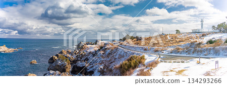 "Aomori Prefecture" Snow-covered Tanesashi Coast, Hachinohe City 134293266