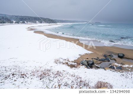 青森縣雪域大須賀海岸和種誌海岸 青森縣雪域大須賀海岸和種誌海岸 134294098