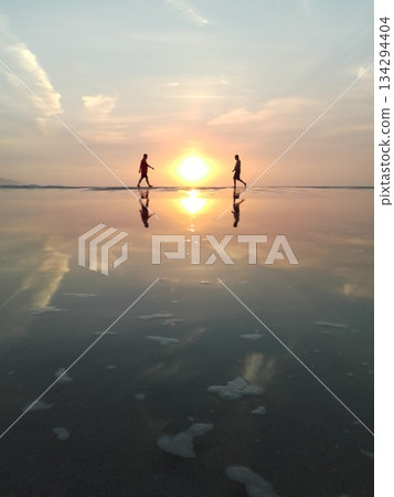 Vietnam Morning: Meeting the Sun Vietnam Morning: Meeting the Sun 134294404