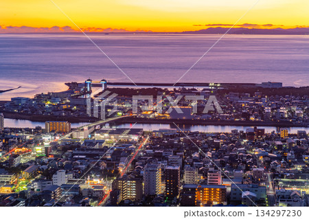(靜岡縣)沼津市景及駿河灣日落 (靜岡縣)沼津市景及駿河灣日落 134297230