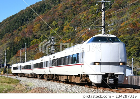 The 289 series Kinosaki express train on the Sanin Main Line bound for Kyoto The 289 series Kinosaki express train on the Sanin Main Line bound for Kyoto 134297319