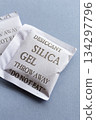 Desiccant silica gel 134297796