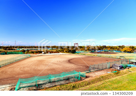 Sasame Bridge / Area upstream of the Arakawa River (Toda City, Saitama Prefecture) [November 2025] 134300209