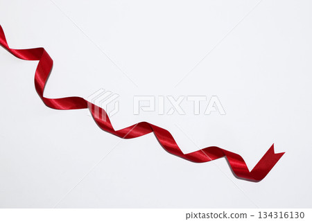 White background_red ribbon 134316130