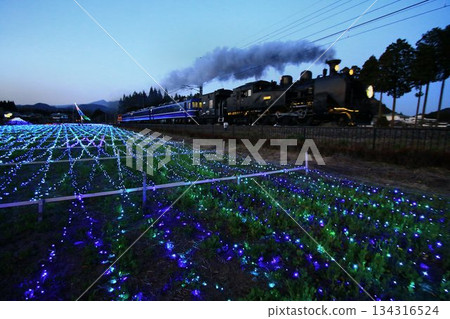 A smooth ride along the illuminated Kinugawa River... [SL Daiki] at Kuragasaki SL Square 134316524