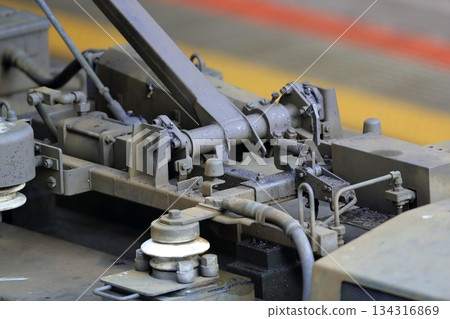 Pantograph image (single arm) 134316869