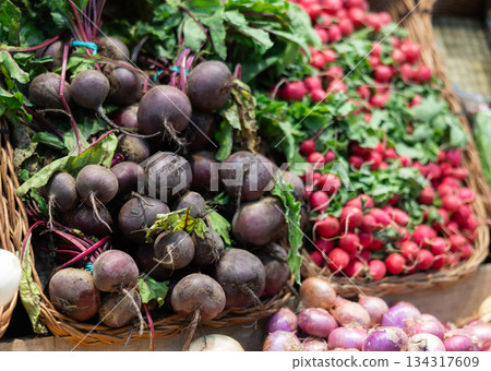 Beet in shop window Beet in shop window 134317609