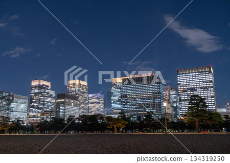 《東京》丸之內商圈夜景 134319250