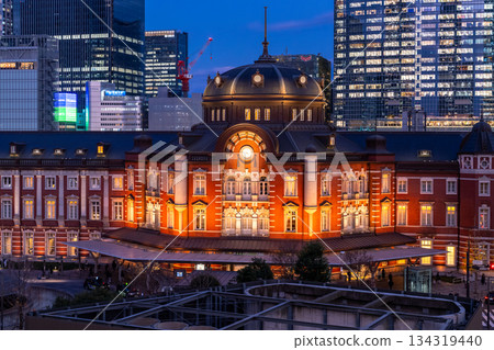 東京車站夜景 134319440