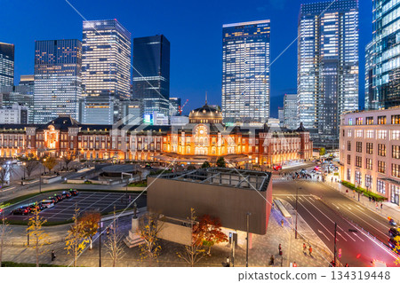 東京車站夜景 134319448