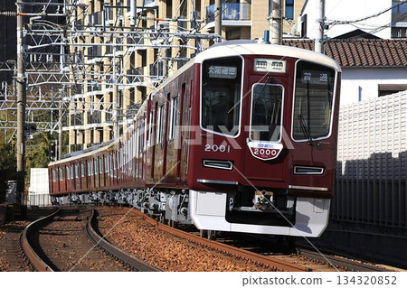[Hankyu] 2000 series (Kobe Line: Mikage - Okamoto) 134320852