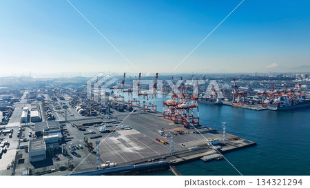 無人機鳥瞰港口城市 134321294