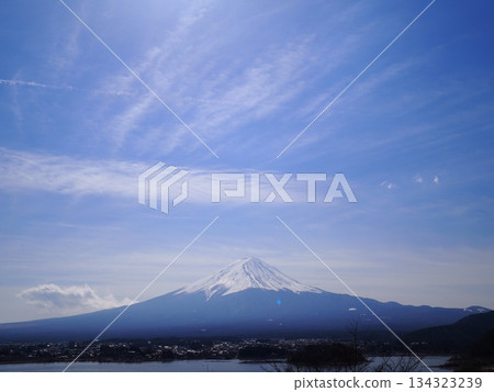 Mount Fuji and clouds that look like they're covered with umbrella clouds Mount Fuji and clouds that look like they're covered with umbrella clouds 134323239