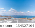 The road leading to the sea and sky 134327104