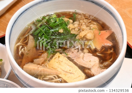 日式拉麵店 134329536