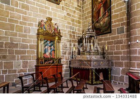Interior of the Cathedral Saint Mary in Pamplona, Navarre, Spain 134331488