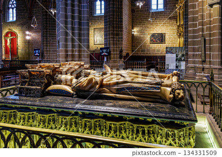 Interior of the Cathedral Saint Mary in Pamplona, Navarre, Spain 134331509