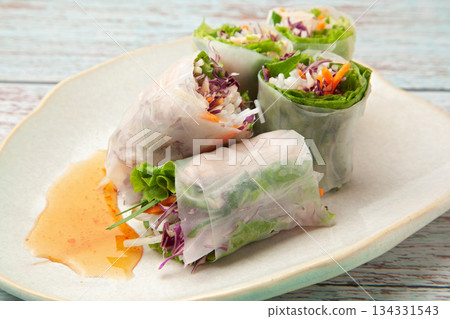 Raw spring roll 134331543