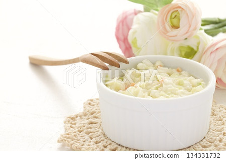 涼拌高麗菜 涼拌高麗菜 134331732