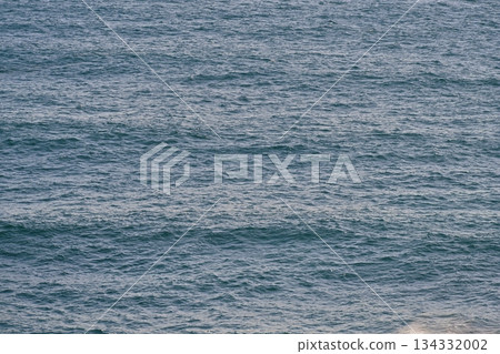 藍色的大海，水面，冬天的大海，十二月的素材 [神奈川縣三浦市] 134332002