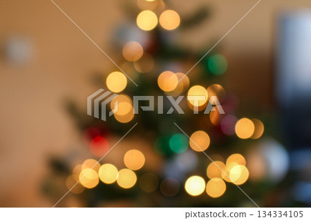 Bokeh from Christmas tree lights at Christmas 134334105
