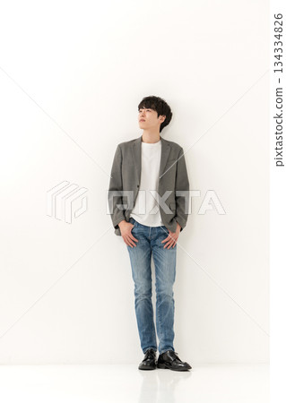 休閒商務男士全身 134334826