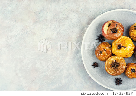 Warm Baked Apples with Cloves 134334937